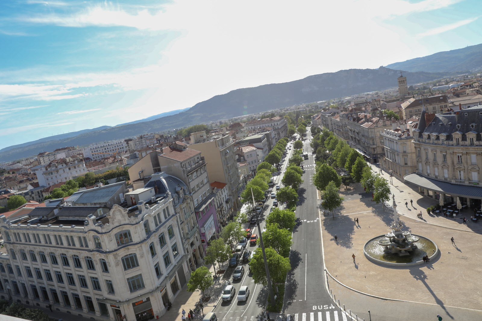 Investir dans l'immobilier à Valence en Drôme